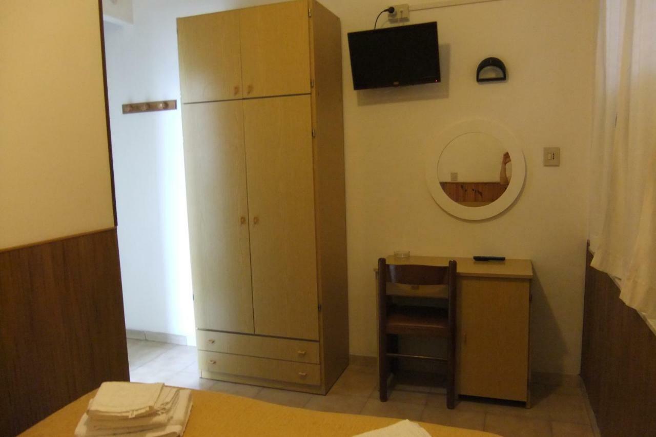 Albergo Villalma Римини Екстериор снимка